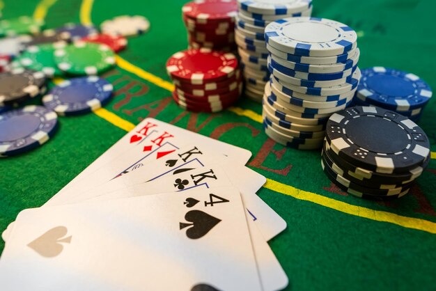 Antarmuka aplikasi mobile nego777 menampilkan pasar olahraga dan permainan live-dealer